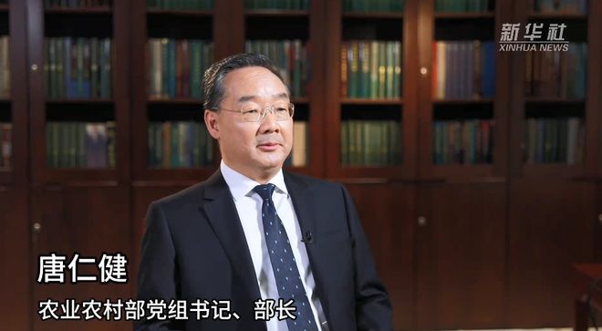 唐山市委原常委李丽,收受私营企业主、领导干部等28人所送礼品、礼金、消费卡